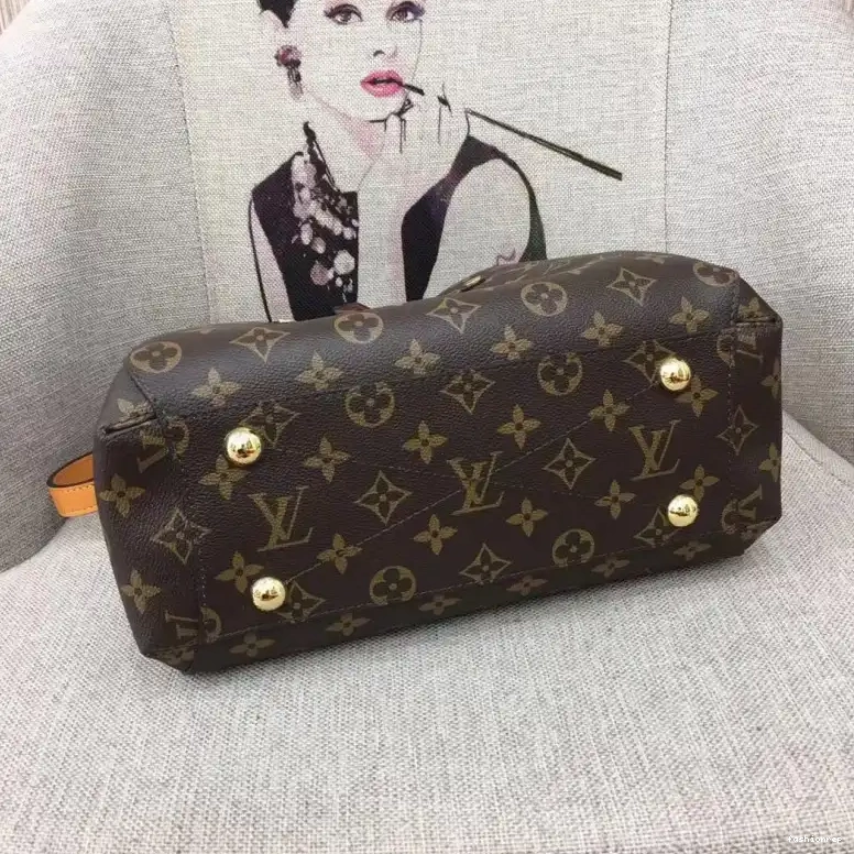 Fashionrepsfam ru LV Bags 19B570290 0502